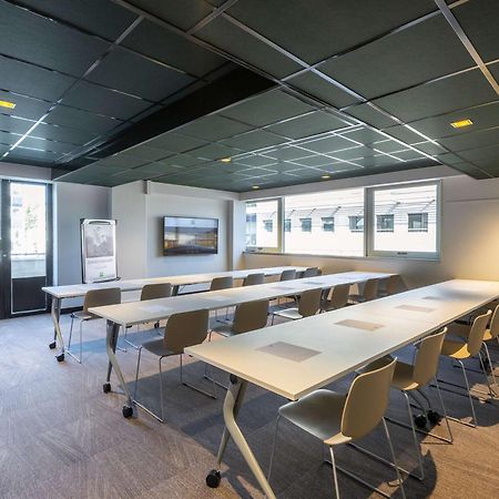 Ibis Styles Bordeaux Centre Meriadeck Exterior photo