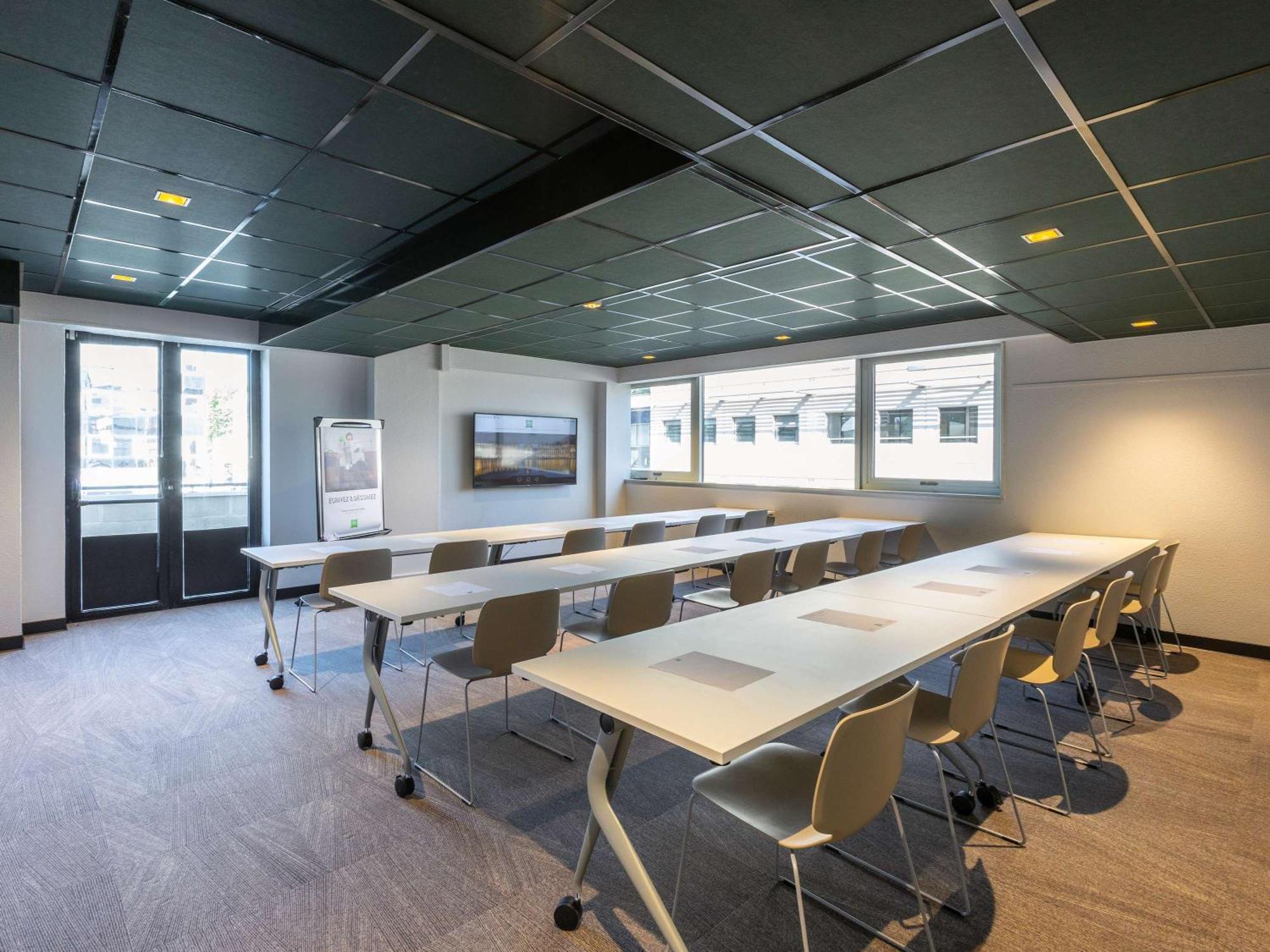 Ibis Styles Bordeaux Centre Meriadeck Exterior photo