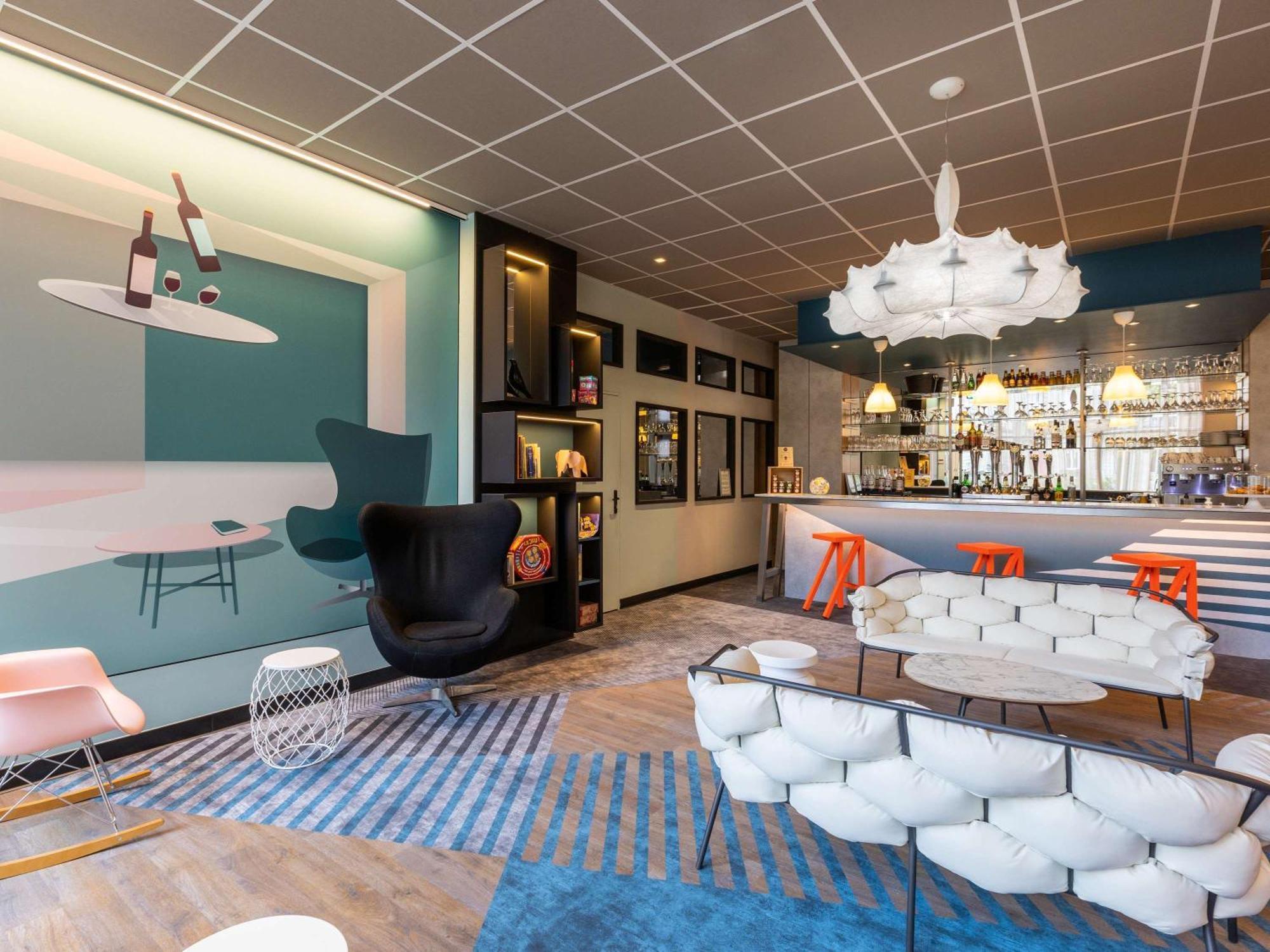 Ibis Styles Bordeaux Centre Meriadeck Exterior photo