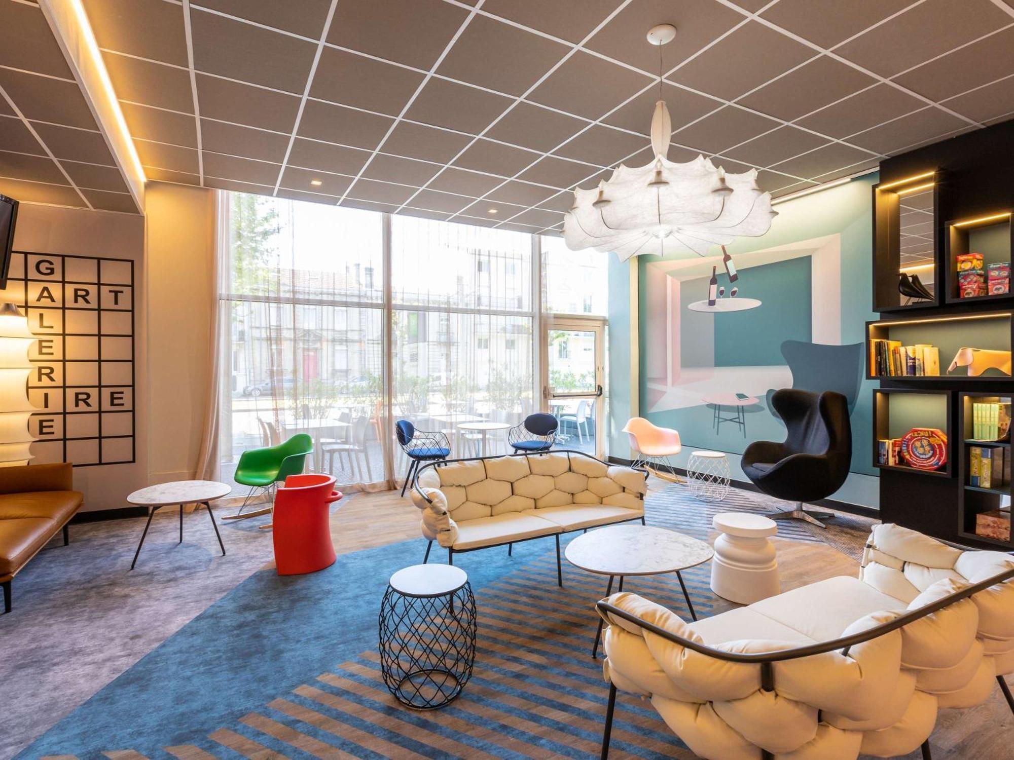 Ibis Styles Bordeaux Centre Meriadeck Exterior photo