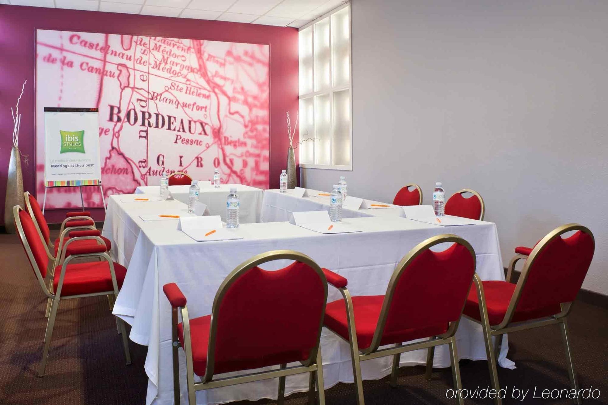 Ibis Styles Bordeaux Centre Meriadeck Exterior photo