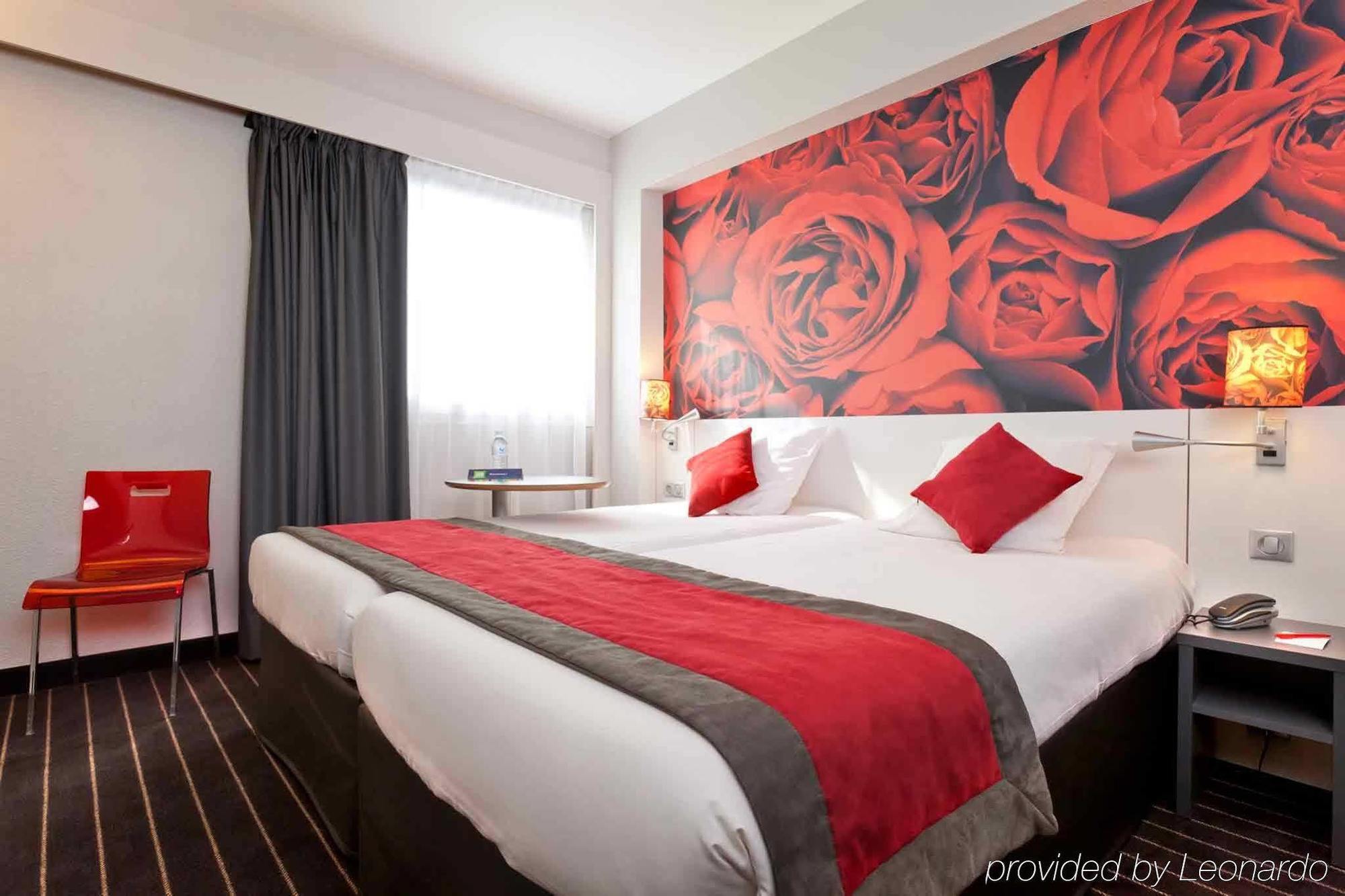 Ibis Styles Bordeaux Centre Meriadeck Exterior photo